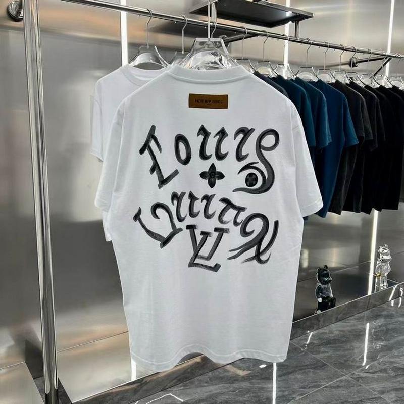 Louis Vuitton Men's T-shirts 1198